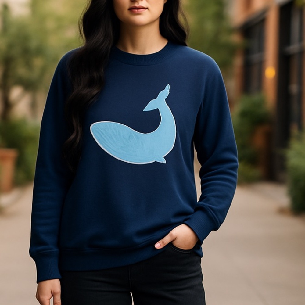 NWT Monica + Andy Crewneck Embroidered Whale Patch Sweatshirt Large - Picture 2 of 11